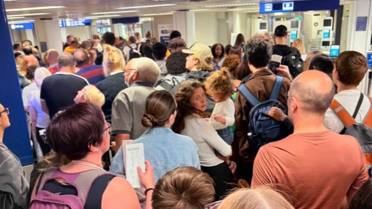 Summer holiday chaos as experts warn Mediterranean flights will suffer most from jet fuel crisis - while 15 major European airports hit with 'very bad' delays due to new EU border system
