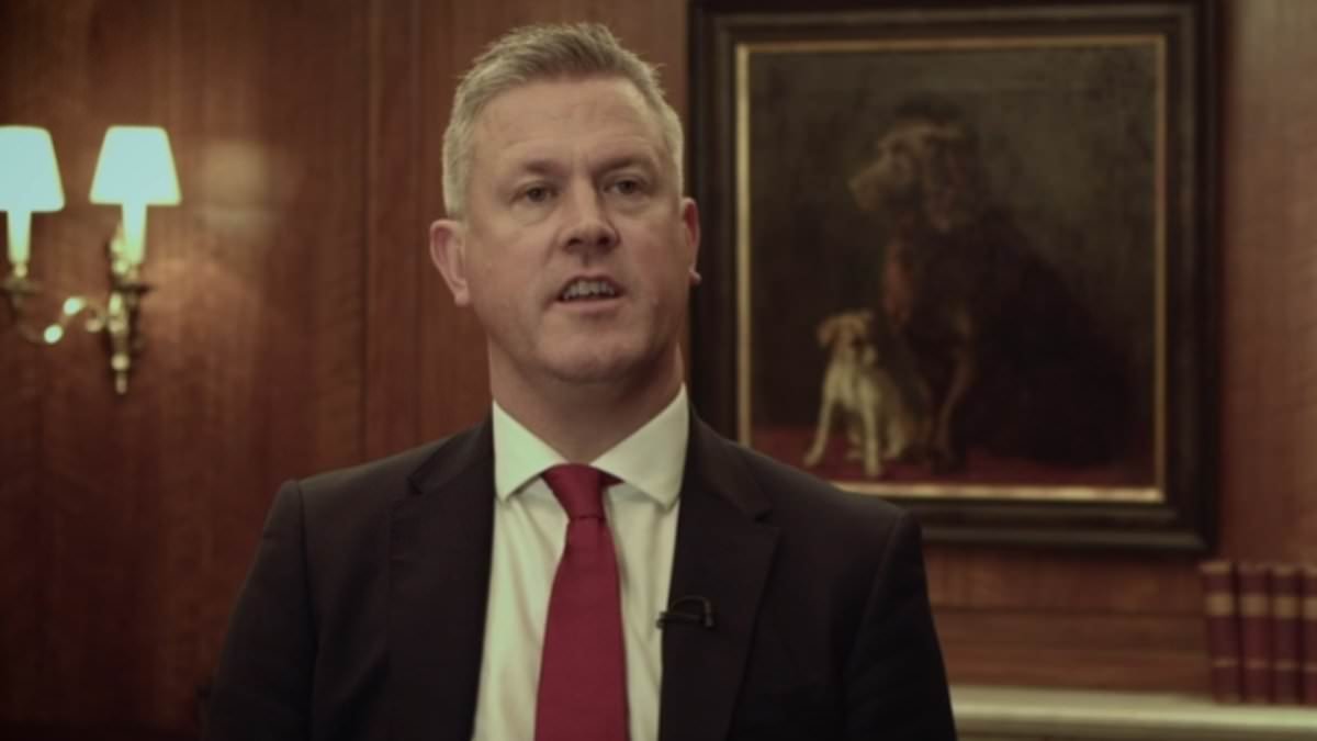 Rich fare dodgers caught on camera should have shaming footage released to the public say train firms after former banker dodged £5,900 tickets