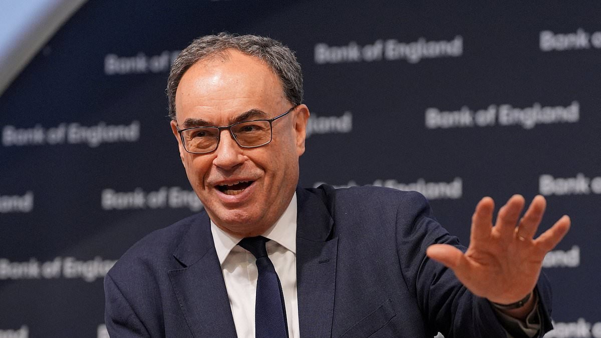 'Budget circus' weighs on jobs but slowing wages pave way for more interest rate cuts