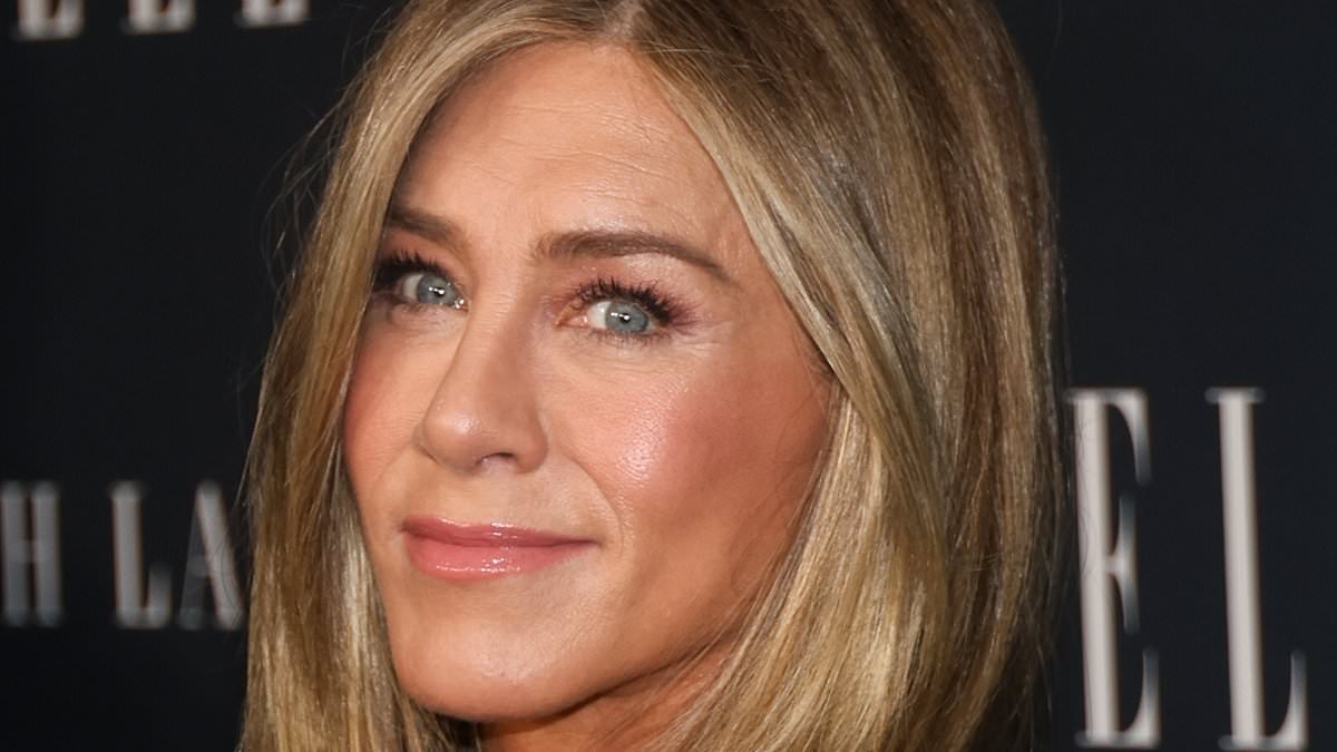 Jennifer Aniston 'forced to axe her plans for a lavish birthday bash in London after celeb hotspot Chiltern Firehouse cancelled her booking at the last minute'