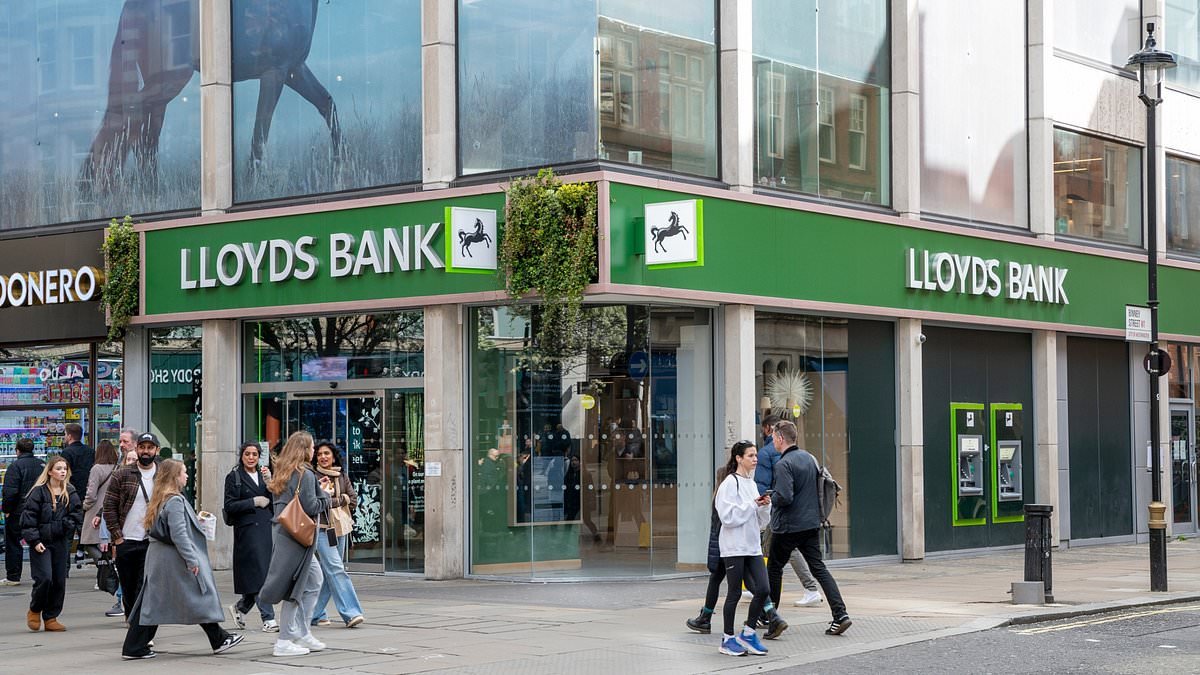 Lloyds Banking Group sees profits balloon despite motor finance saga