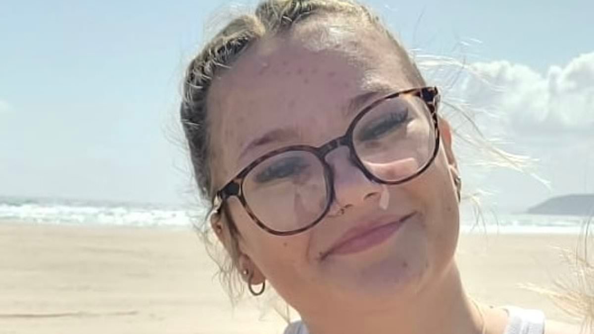 Teenage girl who was repeatedly sent home from hospital with painkillers for her 'migraines' is told she has just weeks to live