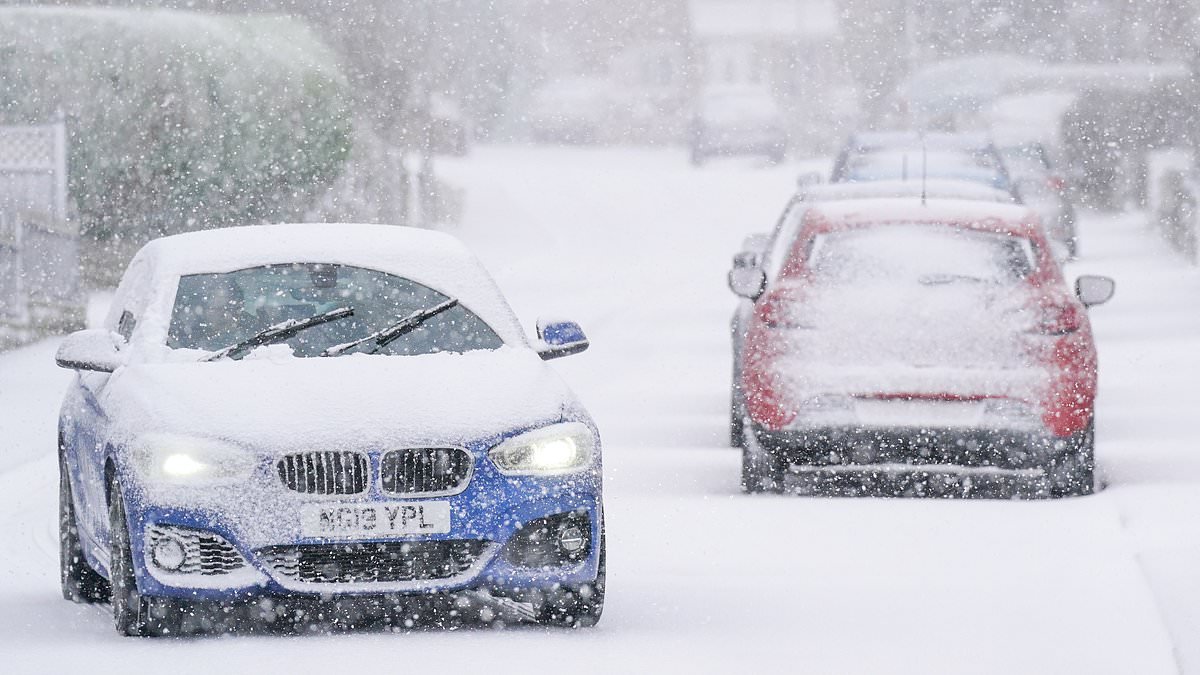 Snow to spread across Britain: Arctic chill to spark travel chaos as travellers are warned of delays and cancellations all weekend as temperatures plummet below 0C