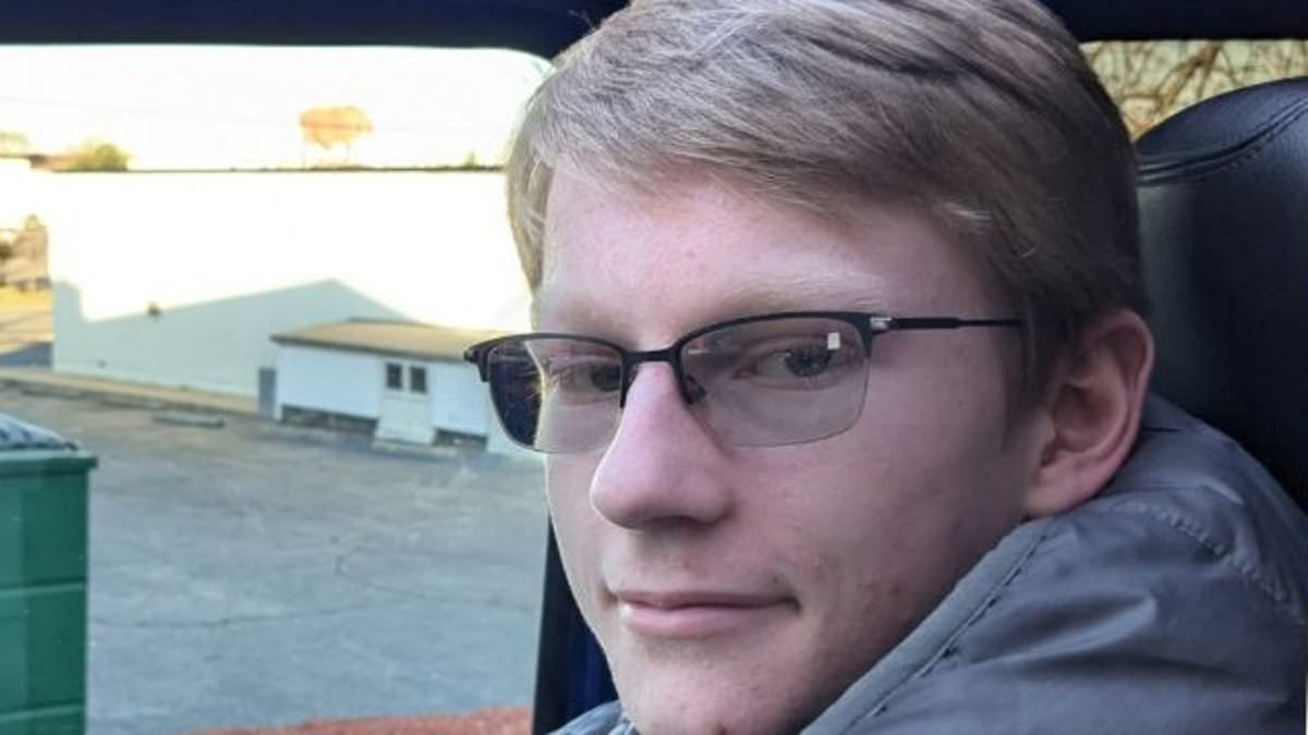 Gunman shot dead at Mar-a-Lago was 'obsessed with Epstein cover up,' came from family of 'avid Trump supporters'