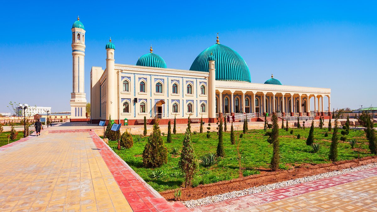 Traveller shares his experience in Karakalpakstan - a 'country no one knows exists'