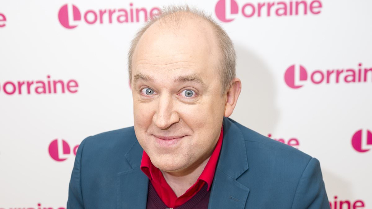 Feeling a bit fuel-ish Tim! Comedian and pun king Tim Vine shares CCTV stills of him forgetting to pay for petrol at a garage as he jokes 'can anyone identify this guy'