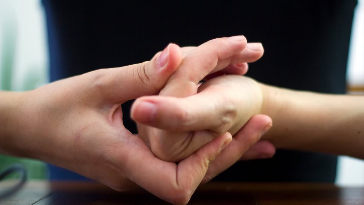 Expert reveals why our joints crack, pop and crunch, when to worry about it... and exposes arthritis link