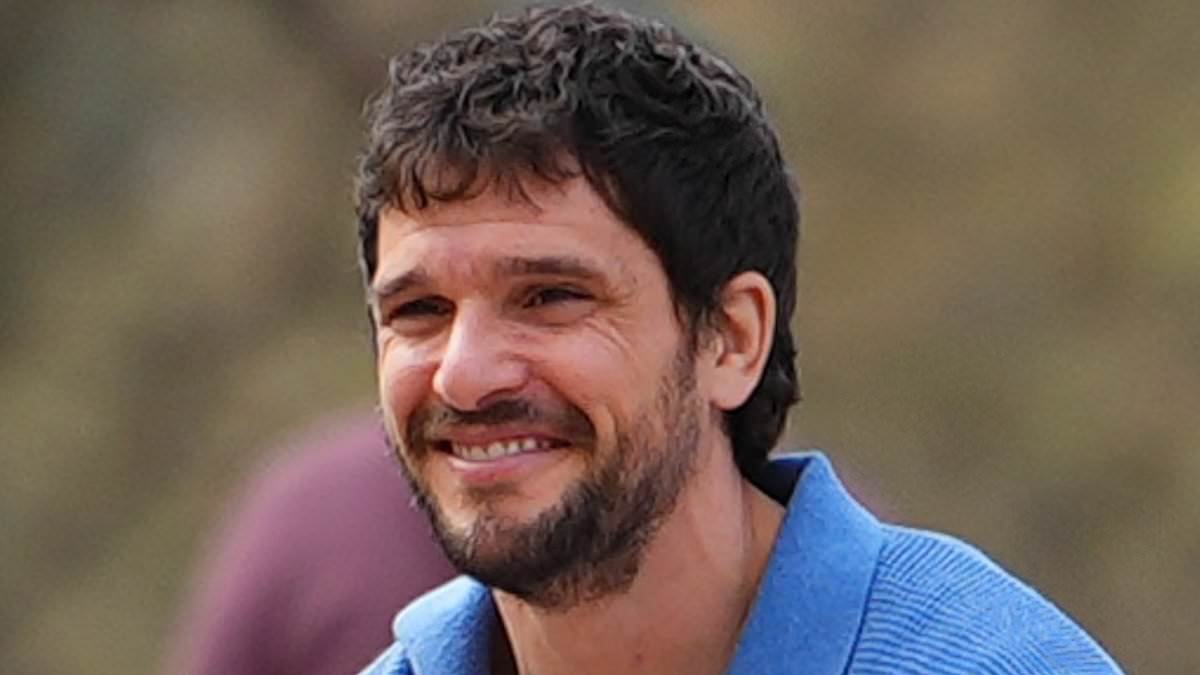 Kit Harington is seen for the first time on the set of Count My Lies as he joins Shailene Woodley in New York to film scenes for their upcoming thriller