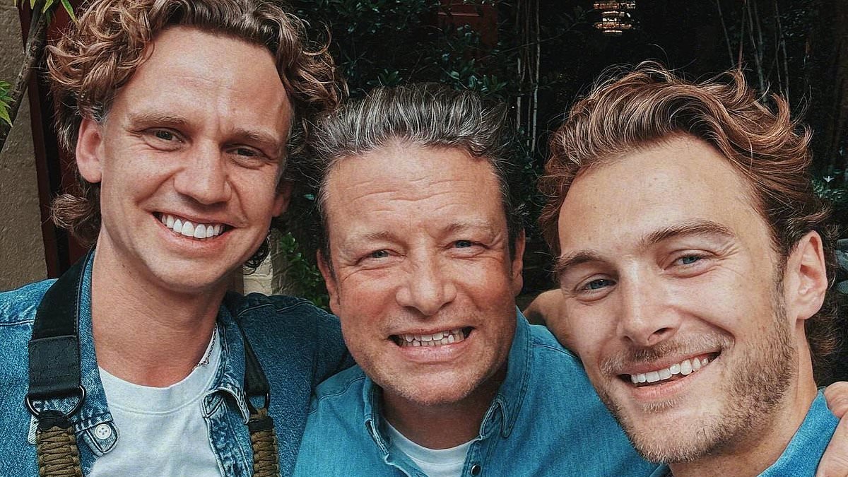 The food influencer class war: How Britain's poshest restaurant critics Topjaw are locked in a bitter fallout with burger chef who tells Mail about entitled behaviour - and why they 'crossed the line'