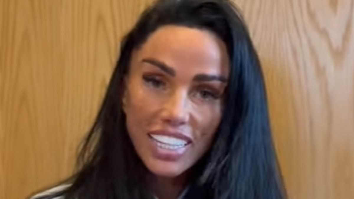 Katie Price is blasted by fans for charging £5.99 to watch a glimpse of her honeymoon after defying her family by jetting to Dubai to reunite with husband Lee Andrews